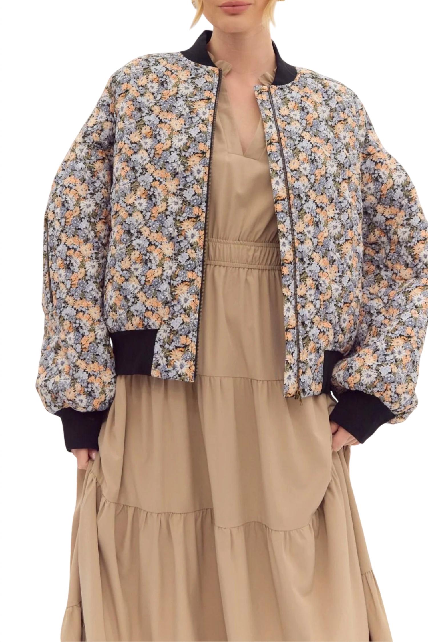 Куртка-бомбер с цветочным принтом в цвете Multi entro
Куртка-бомбер с цветочным принтом в цвете Multi entro