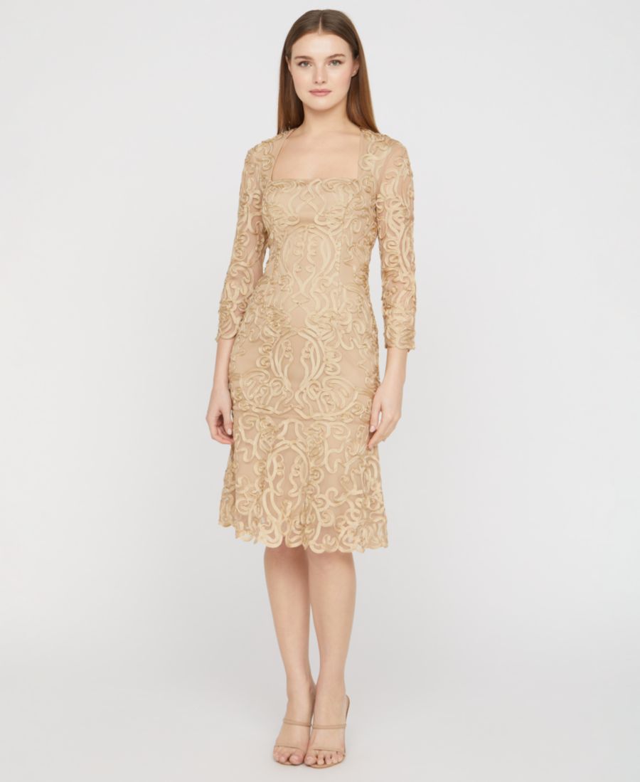 Женское платье с квадратным вырезом и сутажной отделкой JS Collections, Gold
Женское платье с квадратным вырезом и сутажной отделкой JS Collections, Gold