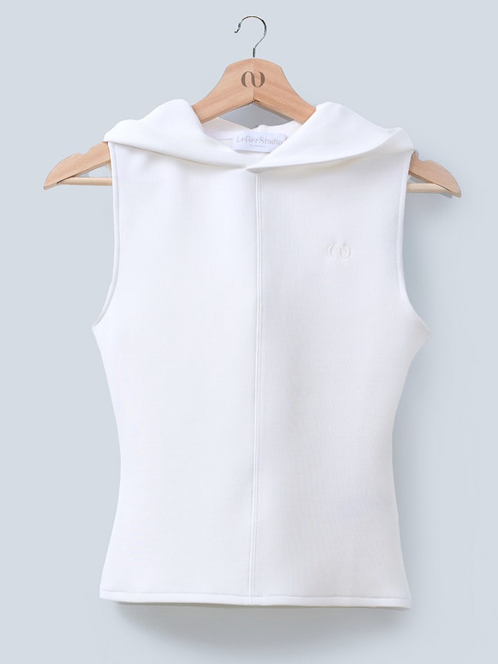 LeGer Топ "Эллен" в белом цвете
LeGer Топ "Эллен" в белом цвете