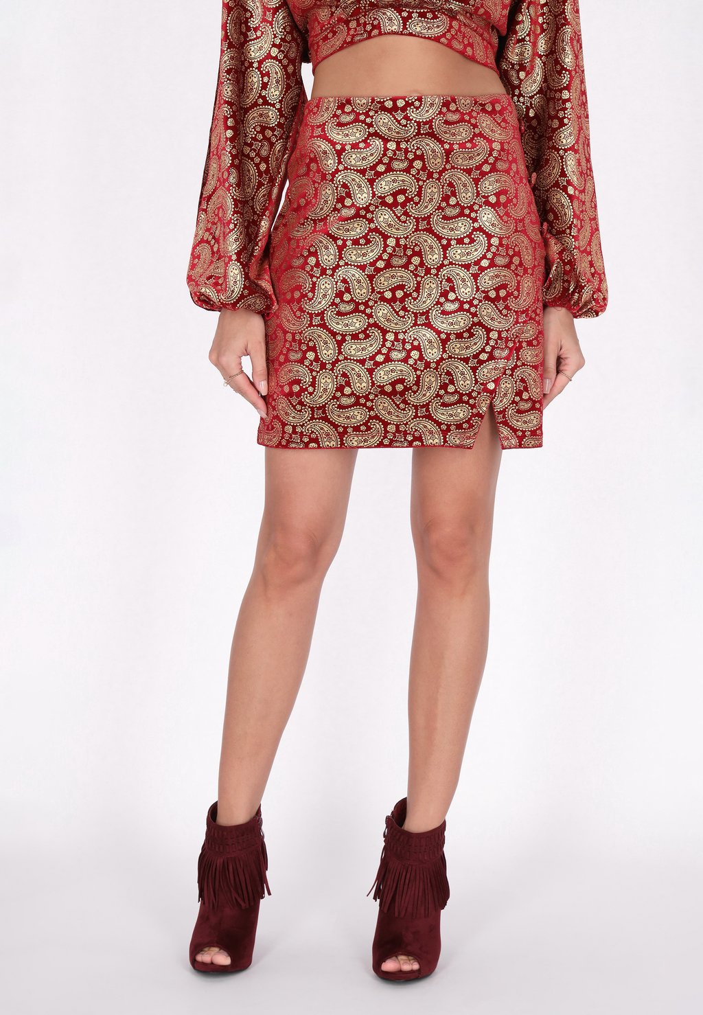 Юбка-карандаш IZIA, красный
Юбка-карандаш IZIA, красный