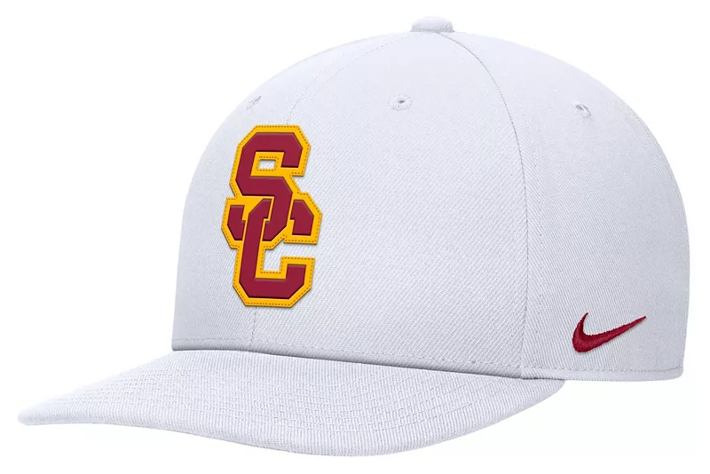 Мужская регулируемая кепка Nike USC Trojans White Pro с плоскими полями и застежкой на спине
Мужская регулируемая кепка Nike USC Trojans White Pro с плоскими полями и застежкой на спине