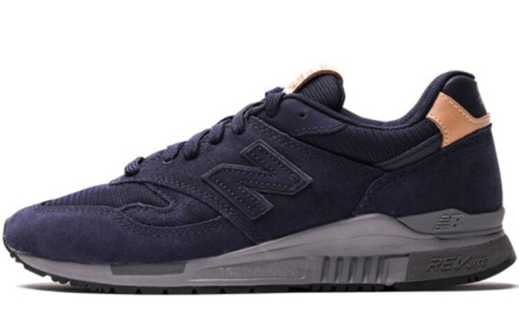 New Balance NB 840 Кроссовки Мужчины
New Balance NB 840 Кроссовки Мужчины