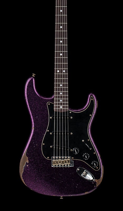 Электрогитара Fender Custom Shop Empire 67 Stratocaster Relic - Magenta Sparkle #74610
Электрогитара Fender Custom Shop Empire 67 Stratocaster Relic - Magenta Sparkle #74610