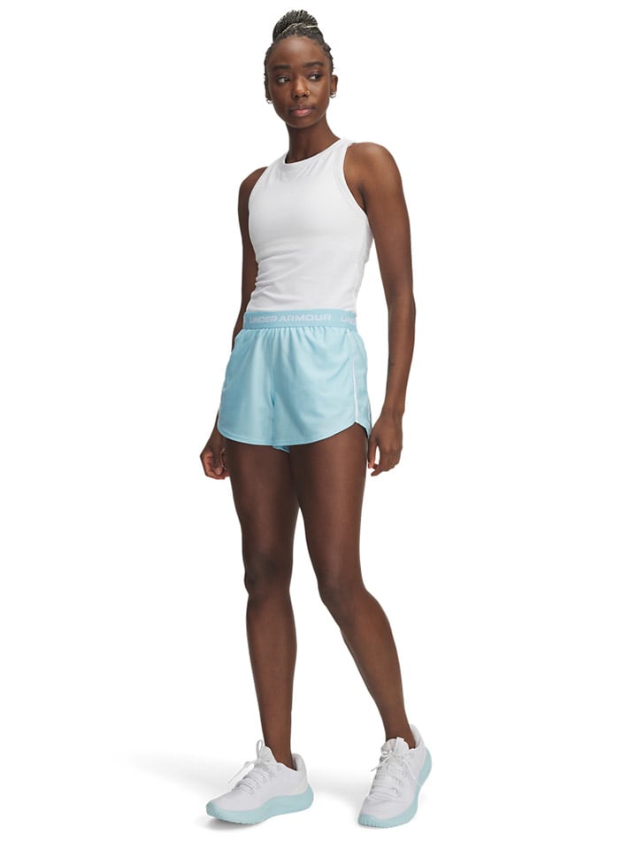 Светло-голубые тренировочные шорты Under Armour
Светло-голубые тренировочные шорты Under Armour