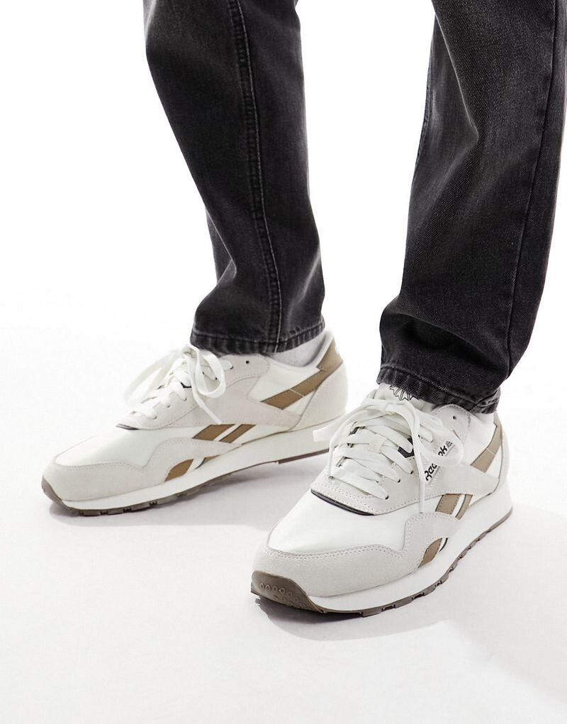 Меловые кроссовки Reebok Classic Nylon с серо-коричневой отделкой, Коричневый, Меловые кроссовки Reebok Classic Nylon с серо-коричневой отделкой
Меловые кроссовки Reebok Classic Nylon с серо-коричневой отделкой, Коричневый, Меловые кроссовки Reebok Classic Nylon с серо-коричневой отделкой