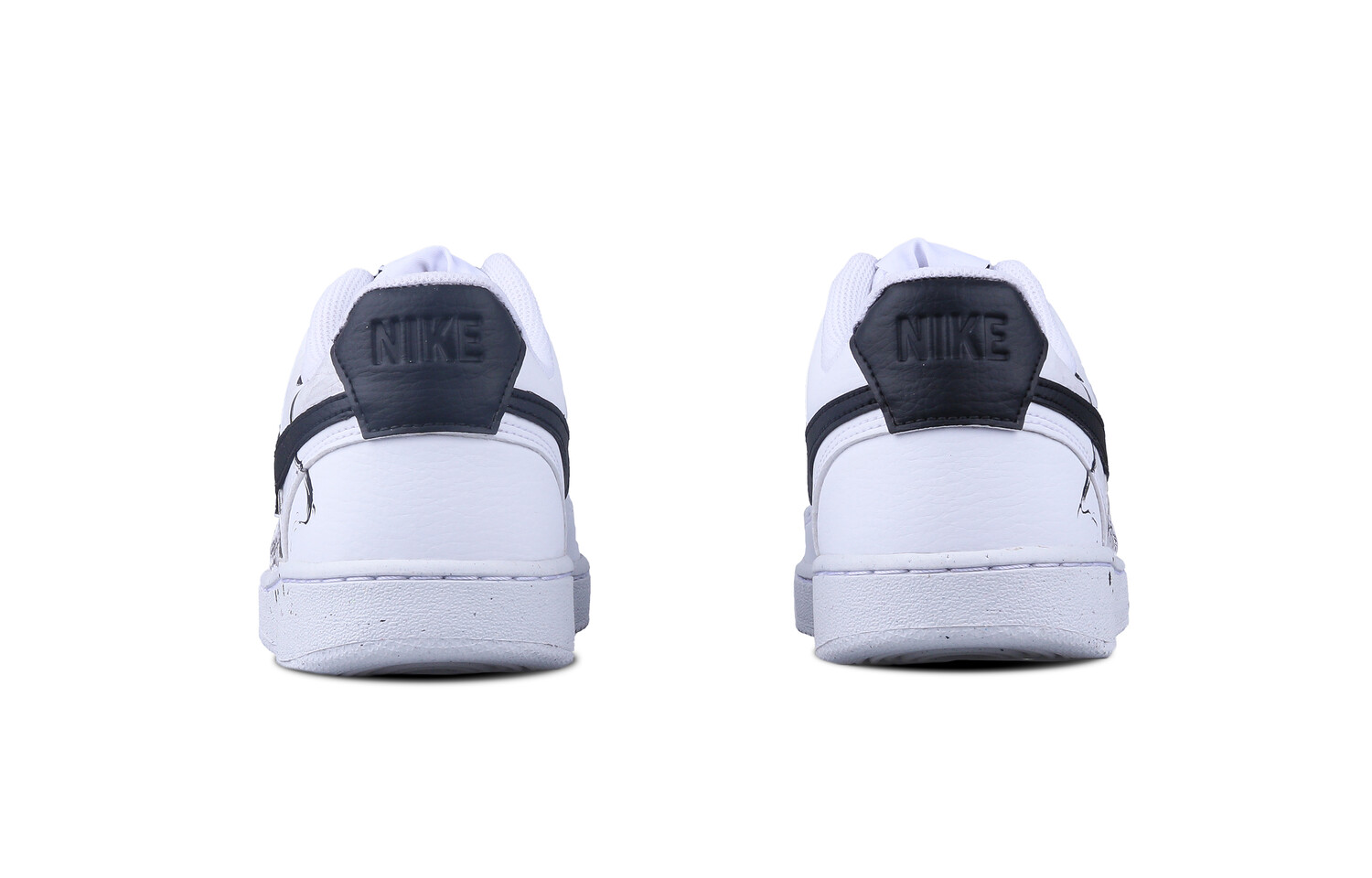Кроссовки Nike Court Vision 1 Skateboarding Shoes Women's Low-top Black/White, черный/белый
Кроссовки Nike Court Vision 1 Skateboarding Shoes Women's Low-top Black/White, черный/белый