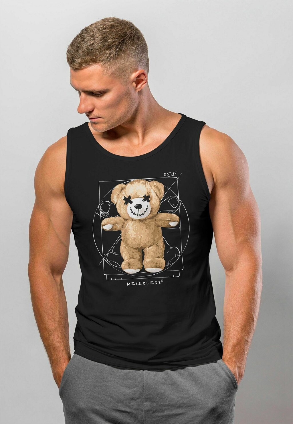 Топ TANK PRINT TEDDY BÄR DAVINCI MEME PARODIE MUSKELSHIRT Neverless, цвет schwarz
Топ TANK PRINT TEDDY BÄR DAVINCI MEME PARODIE MUSKELSHIRT Neverless, цвет schwarz