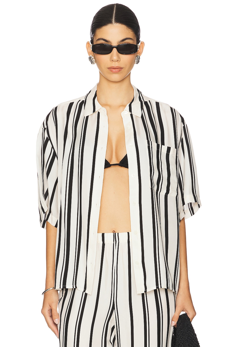 Рубашка Coco Anine Bing, ivory & black monogram stripe
Рубашка Coco Anine Bing, ivory & black monogram stripe