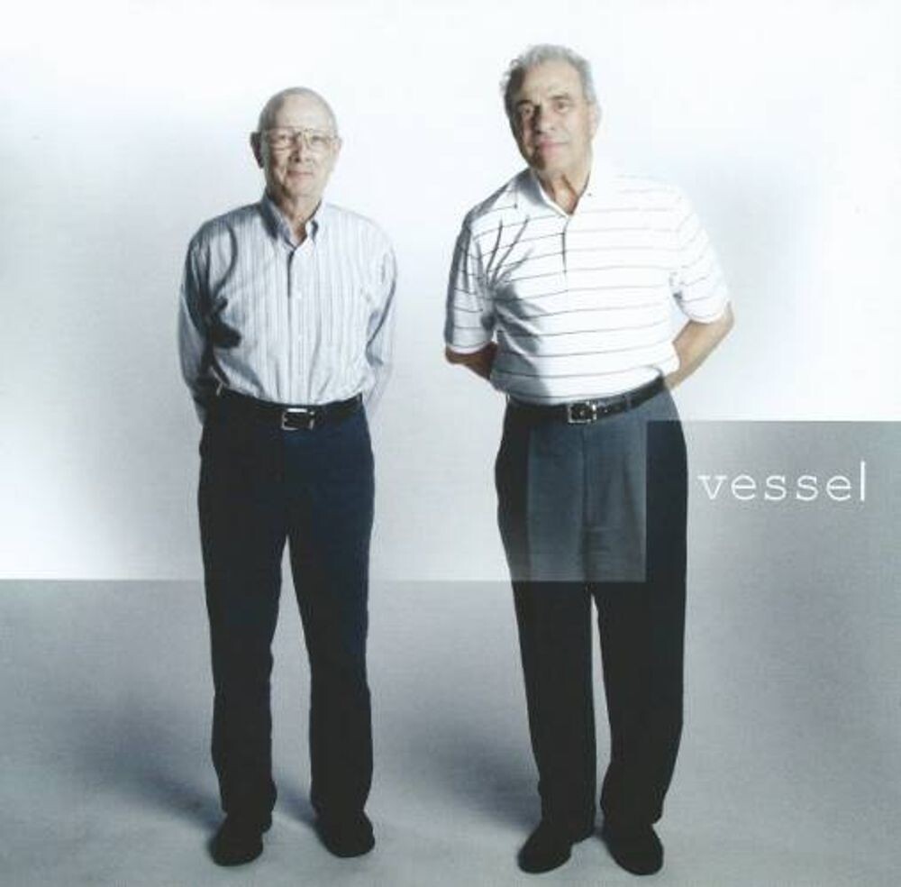 Диск CD Vessel - Twenty One Pilots
Диск CD Vessel - Twenty One Pilots