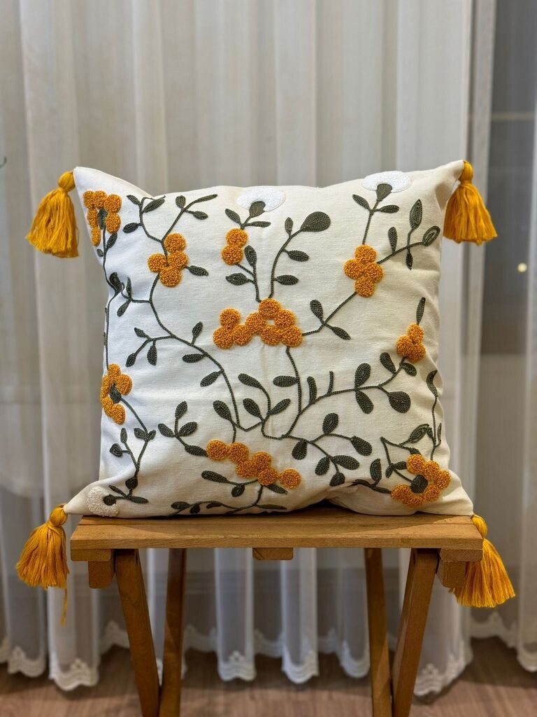 Evila Originals, Punch Cushion v6 - Multicolor, подушка, разноцветная, 100 % ПОЛИЭСТЕР, 43 x 43 см
Evila Originals, Punch Cushion v6 - Multicolor, подушка, разноцветная, 100 % ПОЛИЭСТЕР, 43 x 43 см
