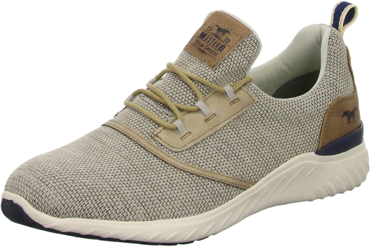 Мужские кеды Mustang 5024-302-800 низкие, красный
Мужские кеды Mustang 5024-302-800 низкие, красный