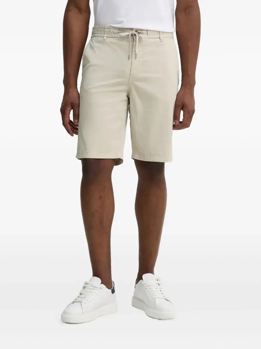 Шорты с поясом на кулиске BOSS, нейтральный
Шорты с поясом на кулиске BOSS, нейтральный