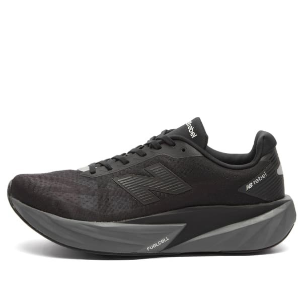 Кроссовки New Balance Fuelcell Rebel V5 New Balance Running, черный
Кроссовки New Balance Fuelcell Rebel V5 New Balance Running, черный