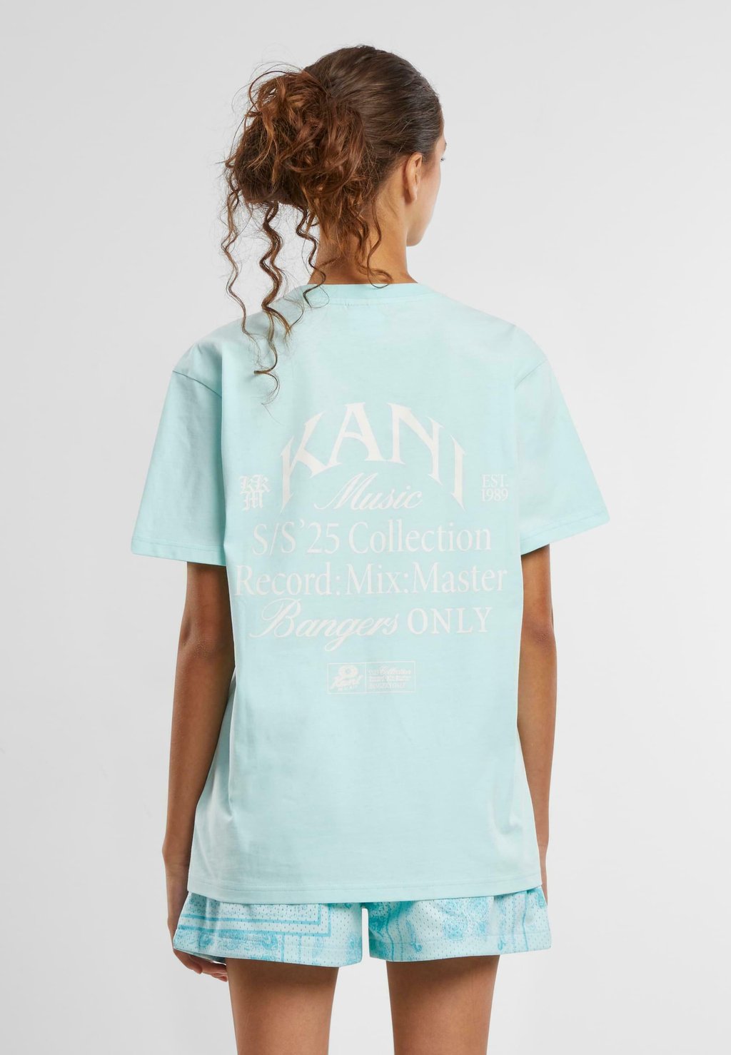 Футболка с принтом SIGNATURE Karl Kani, бирюзовый
Футболка с принтом SIGNATURE Karl Kani, бирюзовый