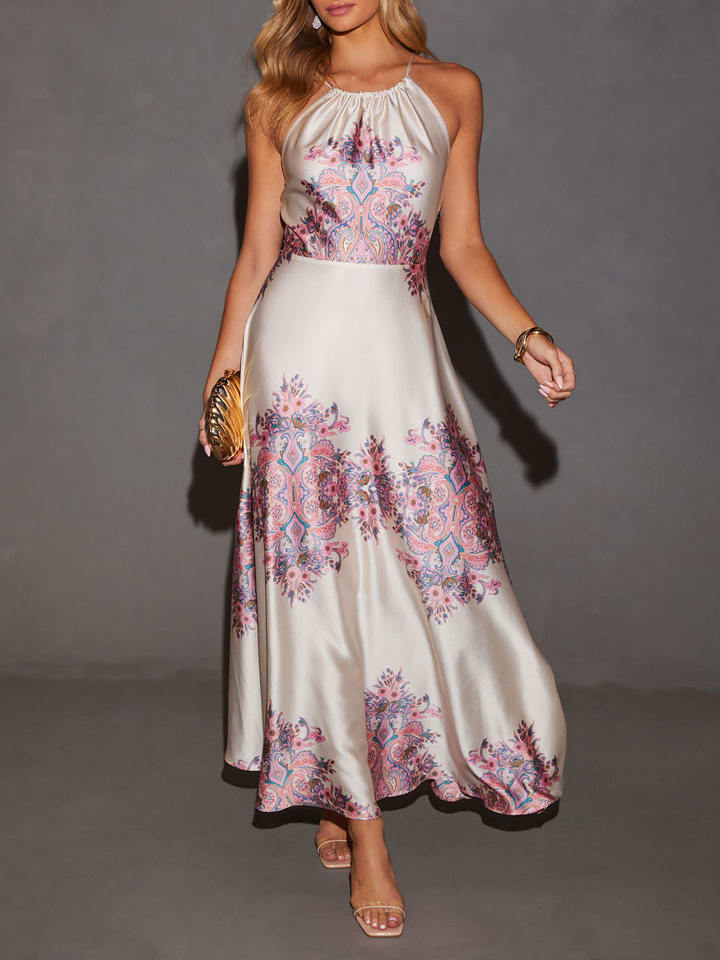 Длинное платье Milan Kiss
Длинное платье Milan Kiss