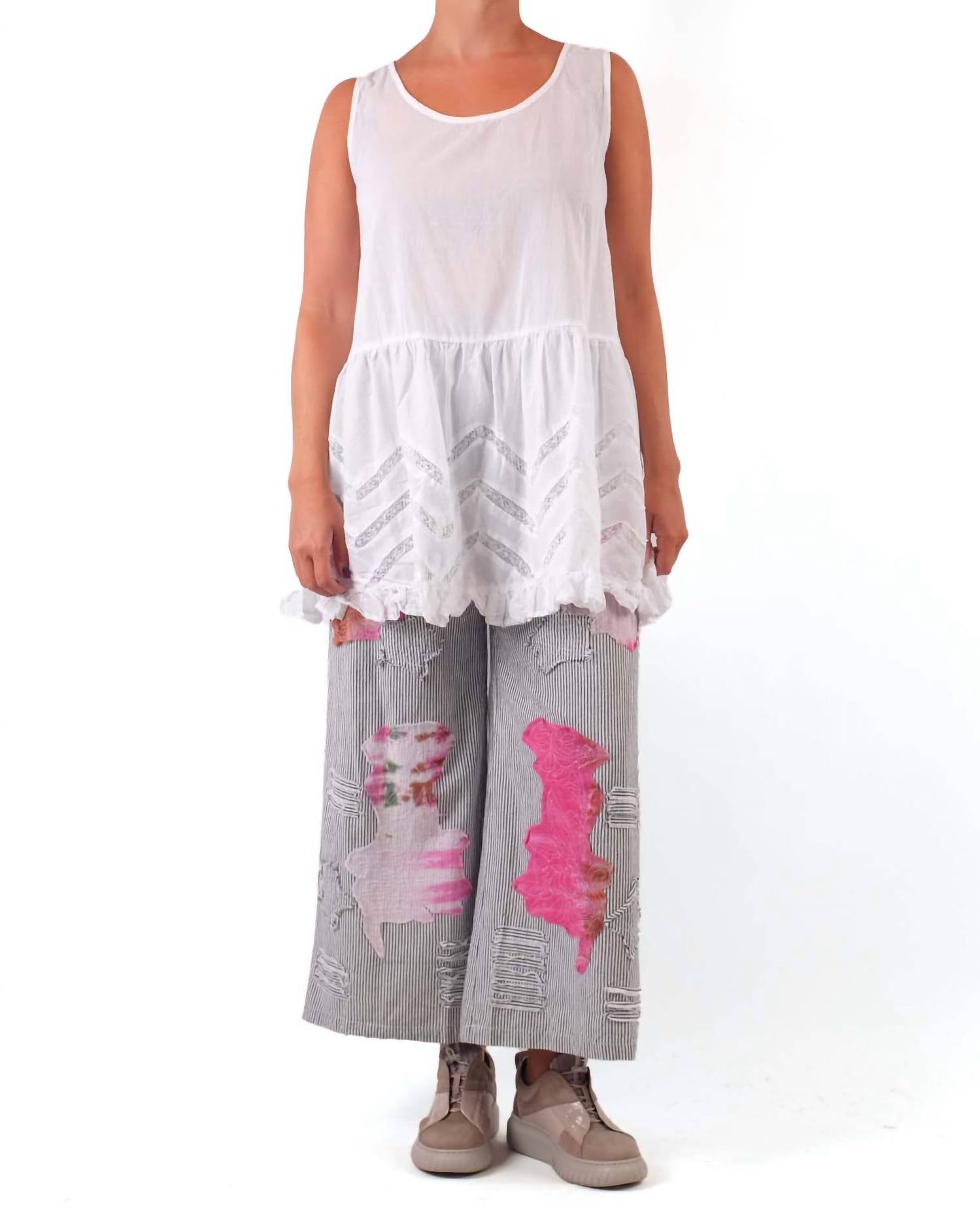 Топ Moana белый Tulip Clothing
Топ Moana белый Tulip Clothing