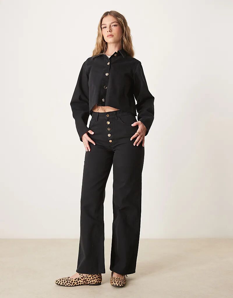 Джинсы для папы с золотыми пуговицами в черном цвете ASOS DESIGN
Джинсы для папы с золотыми пуговицами в черном цвете ASOS DESIGN