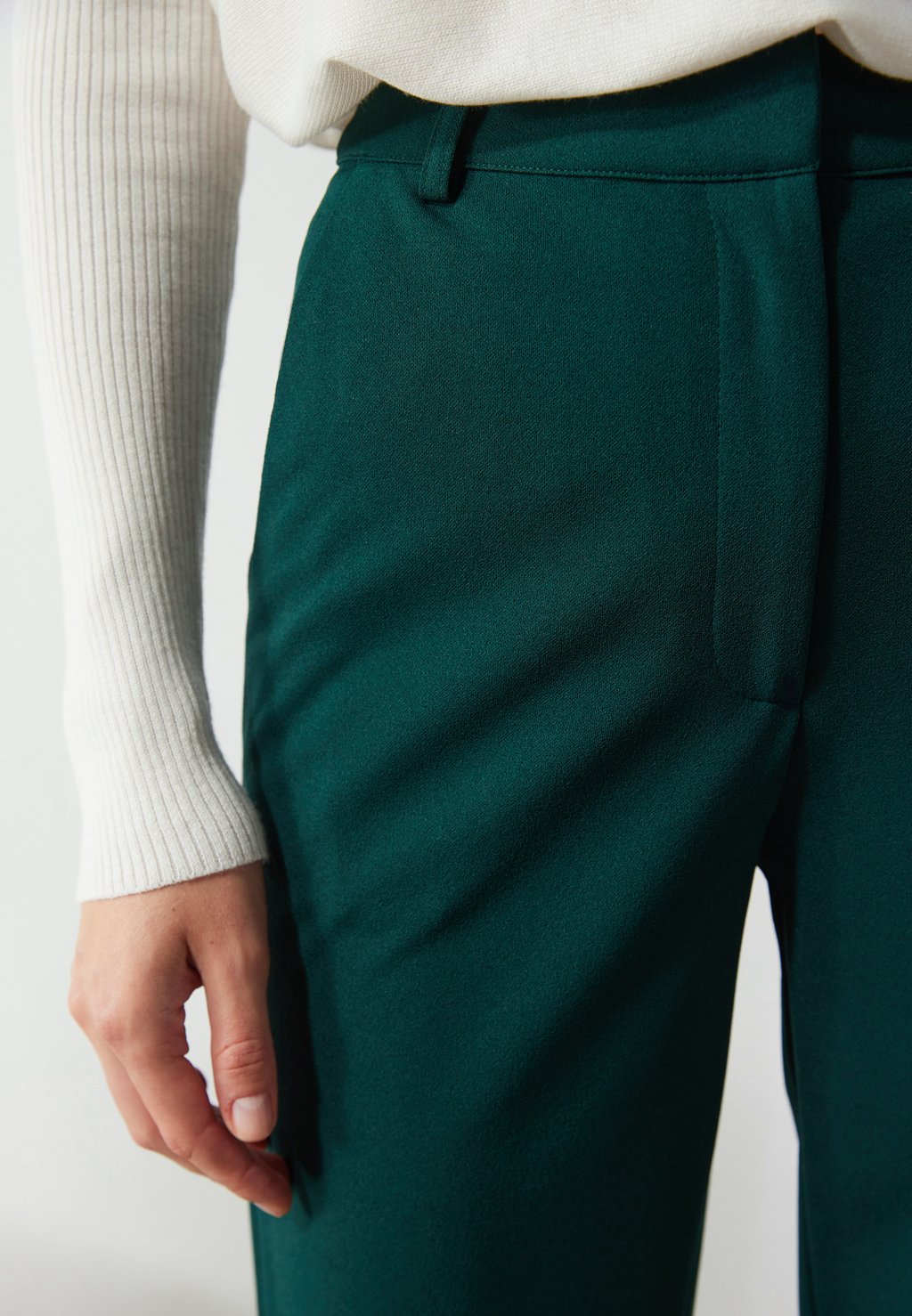 Брюки Anna Field, темно-зеленый
Брюки Anna Field, темно-зеленый