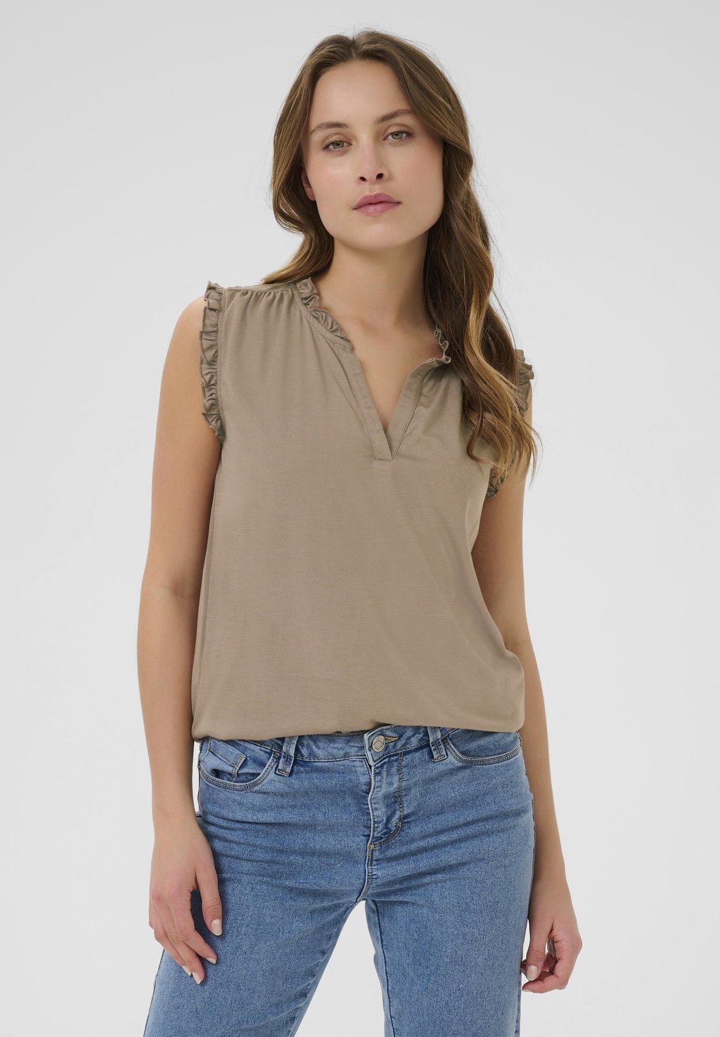 Футболка с принтом KAHANNAH Kaffe, коричневый
Футболка с принтом KAHANNAH Kaffe, коричневый