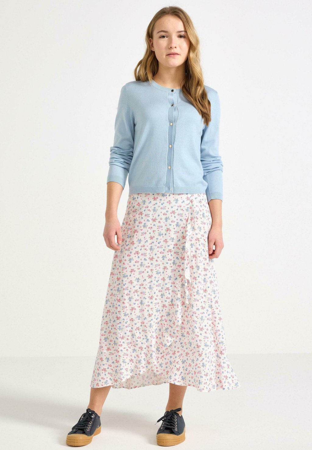 Юбка-колокол WITH FLOUNCE Lindex, белый 
Юбка-колокол WITH FLOUNCE Lindex, белый