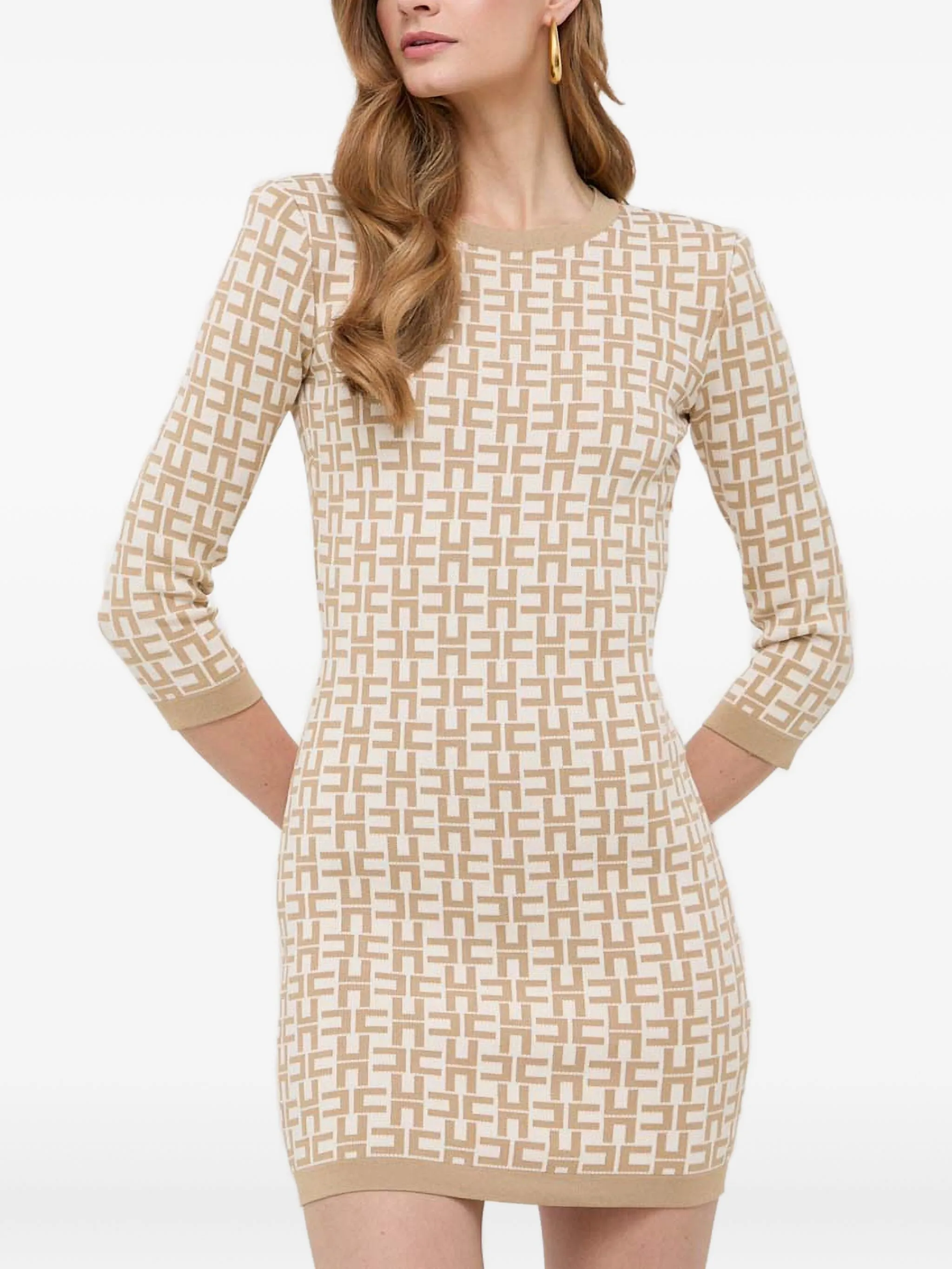 Платье с открытой спиной и узором Elisabetta Franchi, бежевый
Платье с открытой спиной и узором Elisabetta Franchi, бежевый