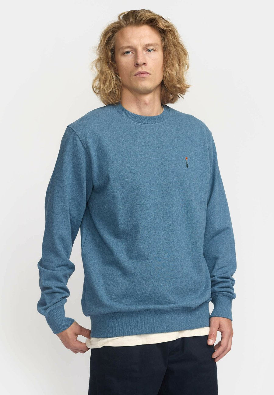 Толстовка REVOLUTION Sweatshirt, Blue/Stone Blue Denim, Синий, Толстовка REVOLUTION Sweatshirt, Blue/Stone Blue Denim
Толстовка REVOLUTION Sweatshirt, Blue/Stone Blue Denim, Синий, Толстовка REVOLUTION Sweatshirt, Blue/Stone Blue Denim