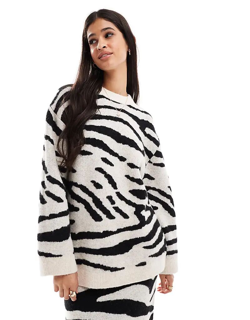 Джемпер свободного кроя с круглым вырезом ASOS DESIGN цвета зебры
Джемпер свободного кроя с круглым вырезом ASOS DESIGN цвета зебры