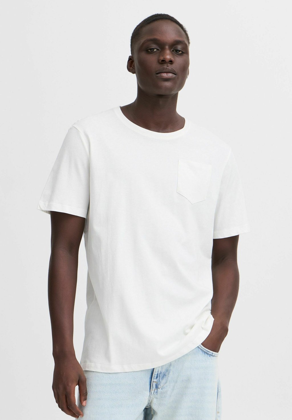 Базовая футболка BHJAGO Blend, белый
Базовая футболка BHJAGO Blend, белый