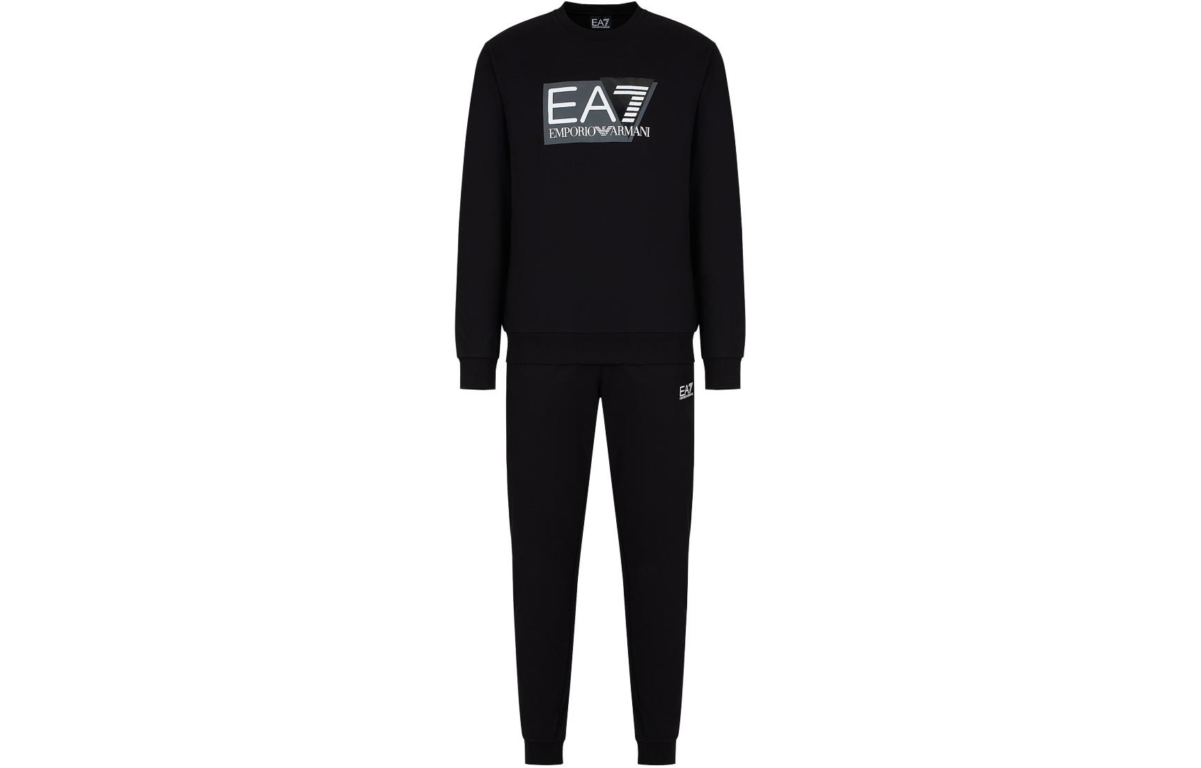 Футболка с принтом логотипа EMPORIO ARMANI, черная
Футболка с принтом логотипа EMPORIO ARMANI, черная