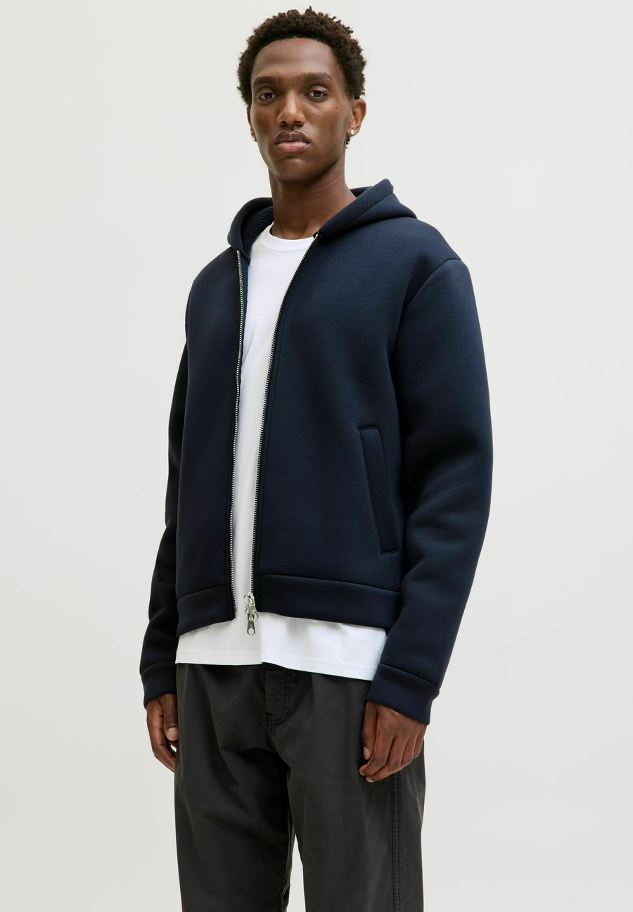 Толстовка Jack & Jones JCOCREST SCUBA, Outer Space/Blue, Синий, Толстовка Jack & Jones JCOCREST SCUBA, Outer Space/Blue
Толстовка Jack & Jones JCOCREST SCUBA, Outer Space/Blue, Синий, Толстовка Jack & Jones JCOCREST SCUBA, Outer Space/Blue