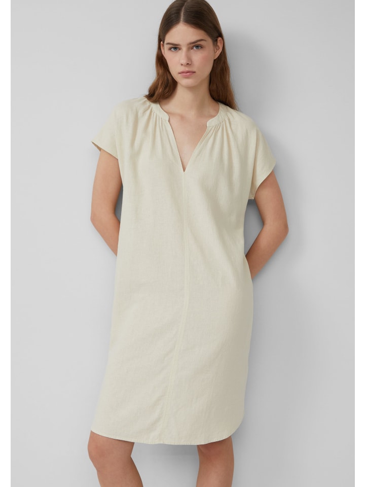 Короткое платье s.Oliver, кремовый
Короткое платье s.Oliver, кремовый