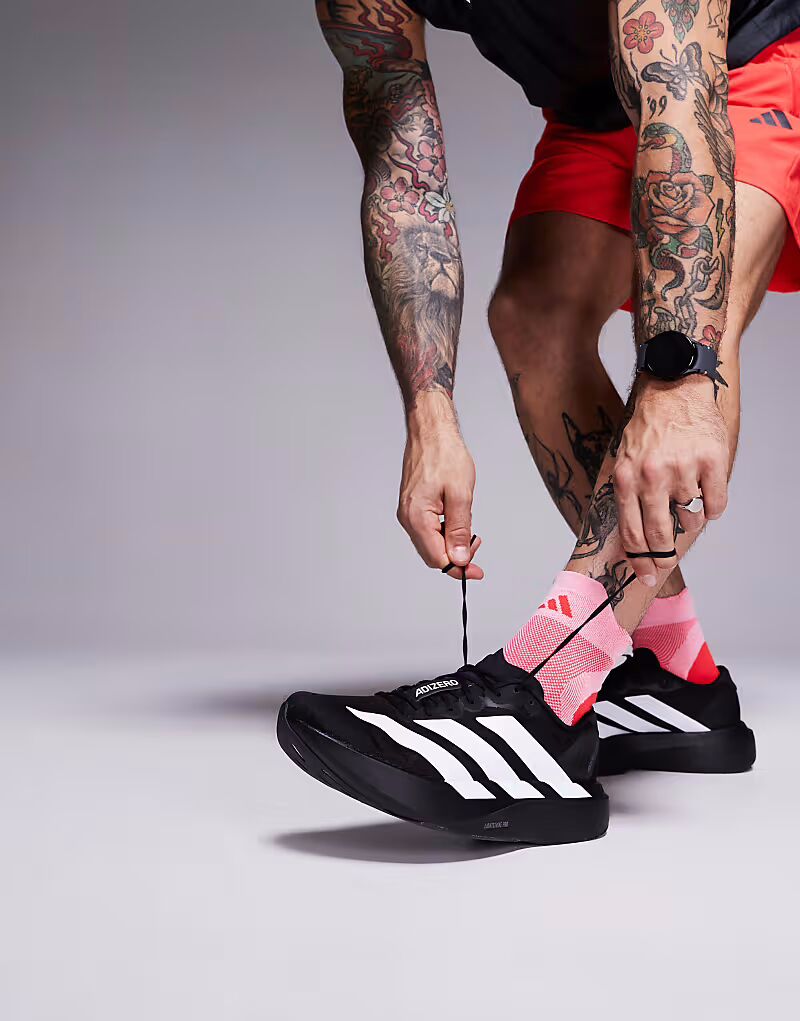 Кроссовки Adidas Running Adizero Evo SL черного и белого цвета Adidas Performance
Кроссовки Adidas Running Adizero Evo SL черного и белого цвета Adidas Performance