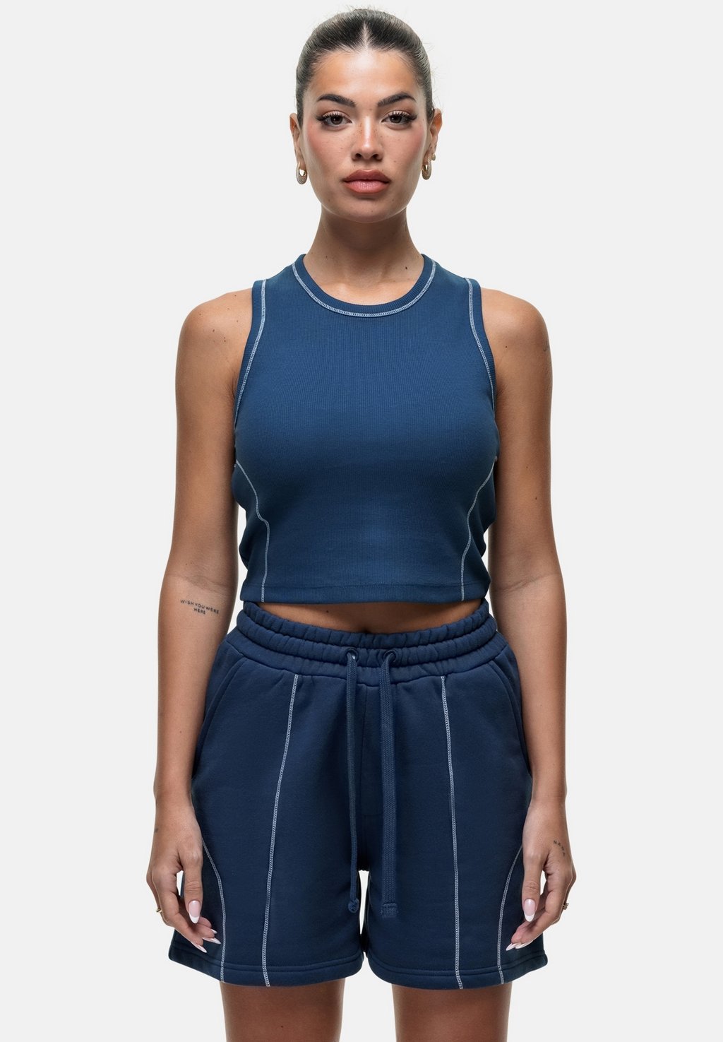 Топ GDP Good For Nothing, синий
Топ GDP Good For Nothing, синий