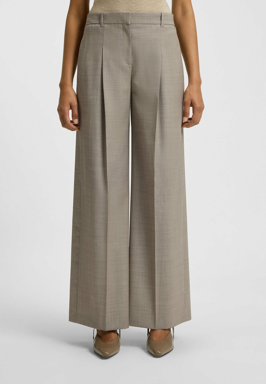 Брюки BOSS Trousers, Light Beige Five/Beige
Брюки BOSS Trousers, Light Beige Five/Beige