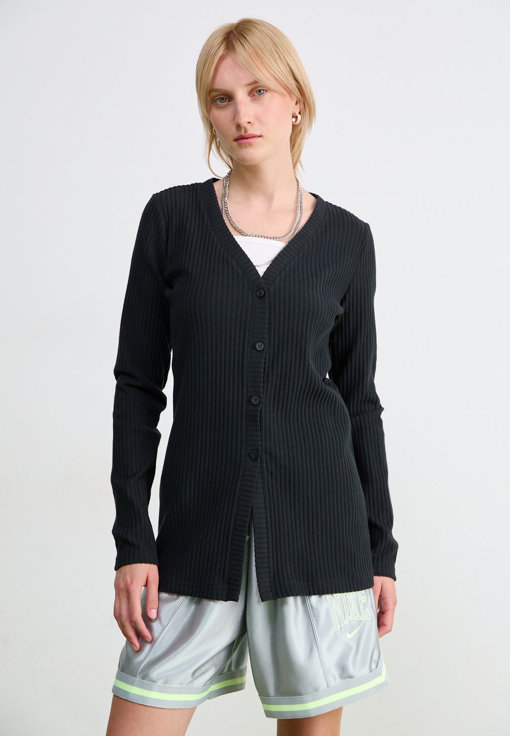 Кардиган CARDIGAN Nike Sportswear, черный 
Кардиган CARDIGAN Nike Sportswear, черный