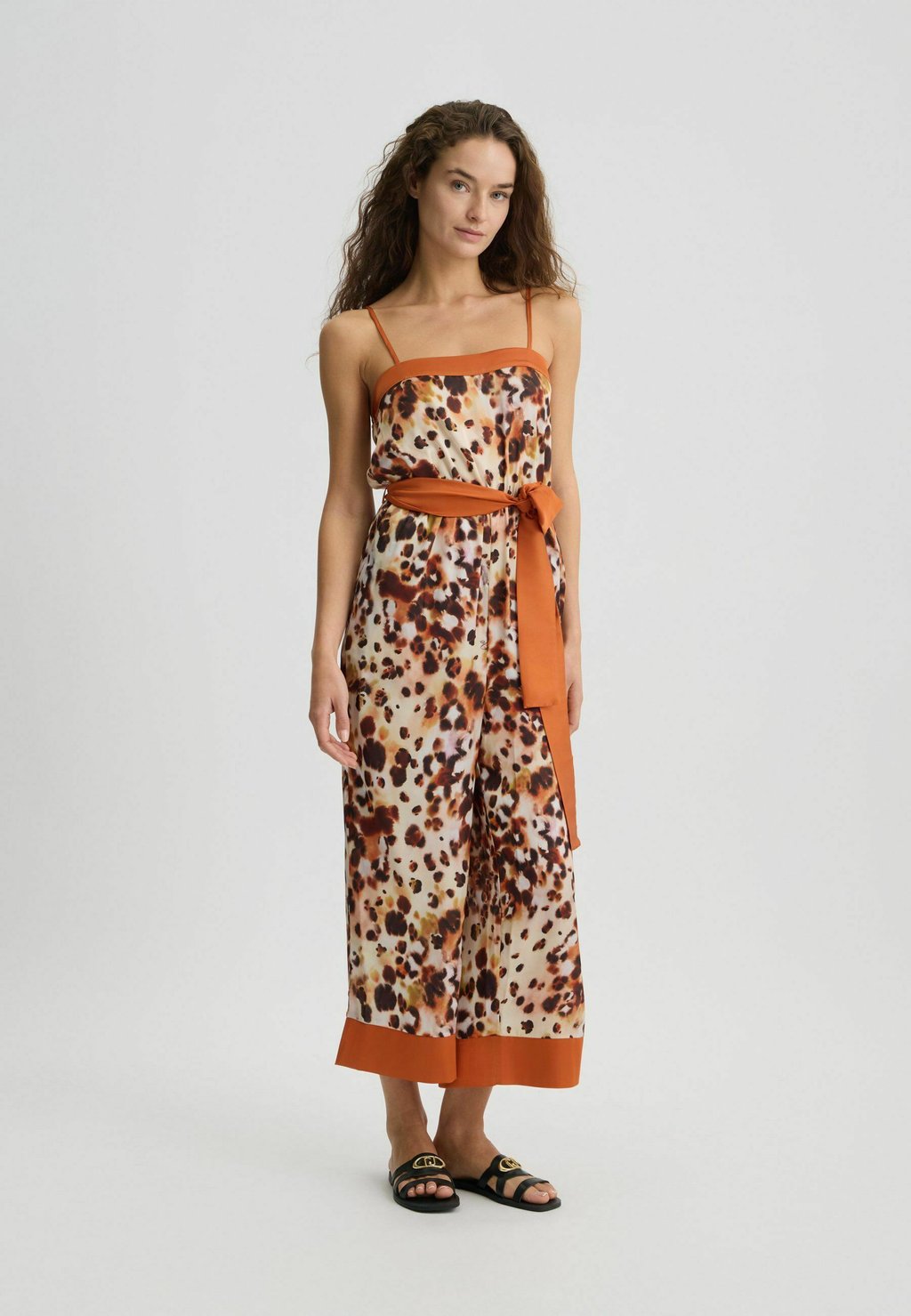 Комбинезон PRINTED LIU JO, коричневый
Комбинезон PRINTED LIU JO, коричневый