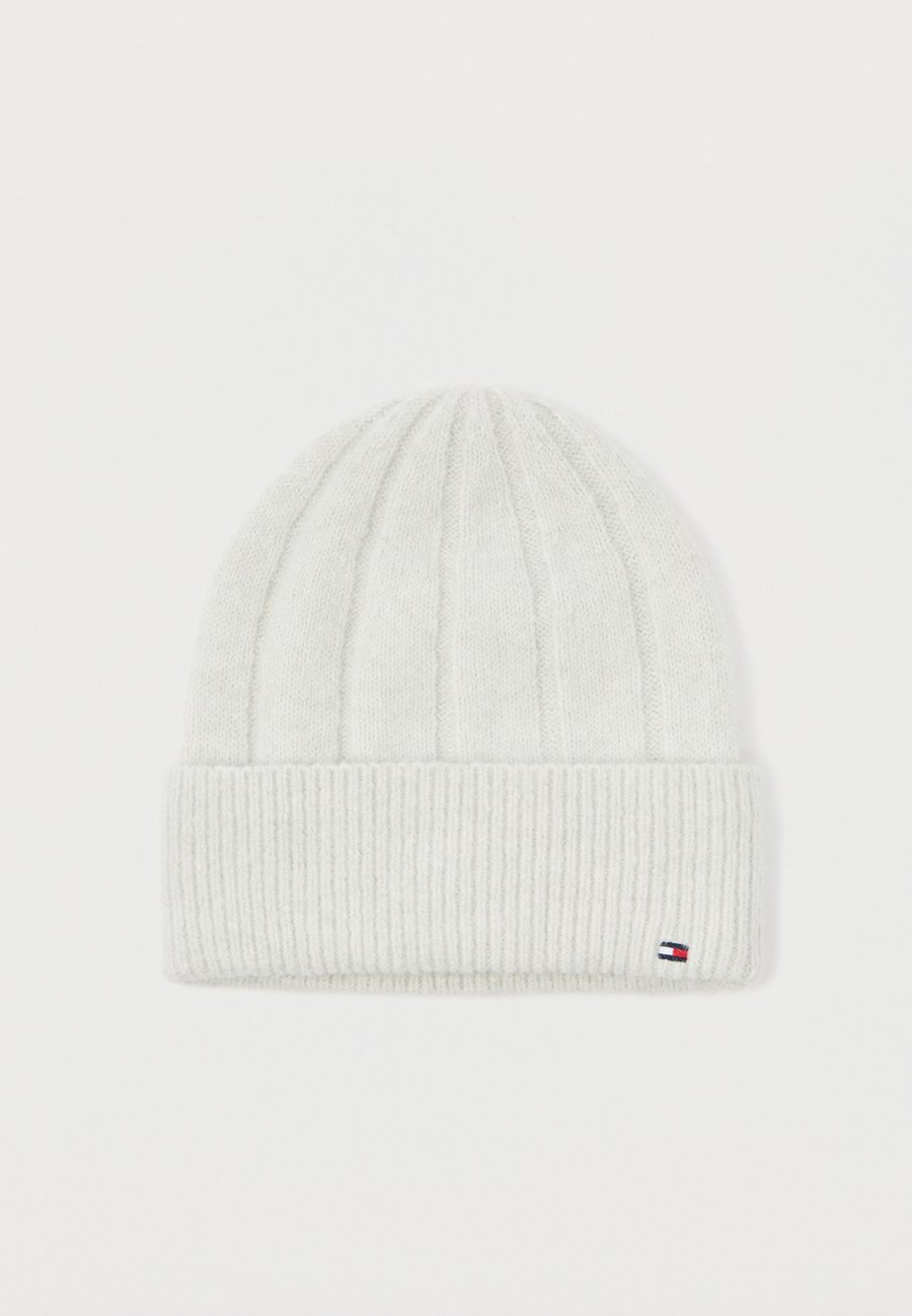 Шапка Tommy Hilfiger TH FLAG FLUFFY BEANIE SCARF SET , Grey Whisper/Light Grey
Шапка Tommy Hilfiger TH FLAG FLUFFY BEANIE SCARF SET , Grey Whisper/Light Grey