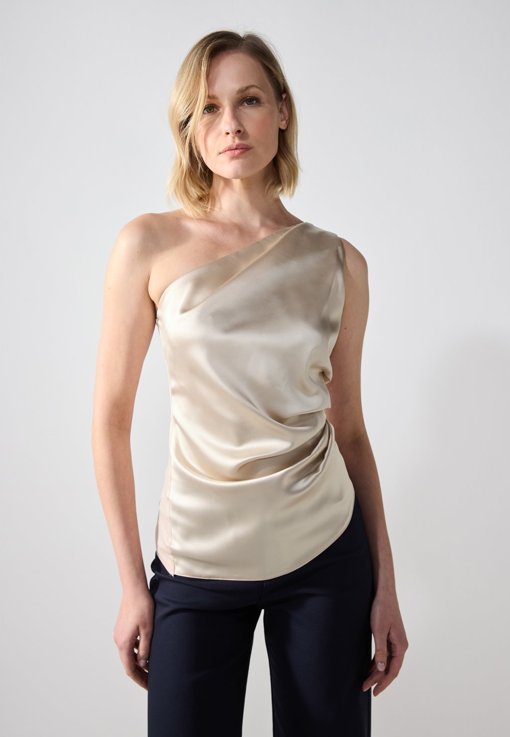 Блуза Anna Field, песочный
Блуза Anna Field, песочный