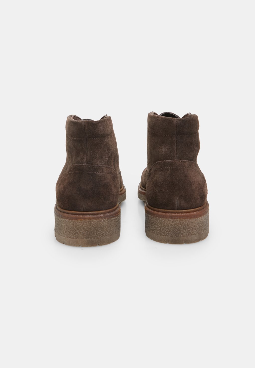 Ботильоны на шнуровке Bata, коричневый
Ботильоны на шнуровке Bata, коричневый