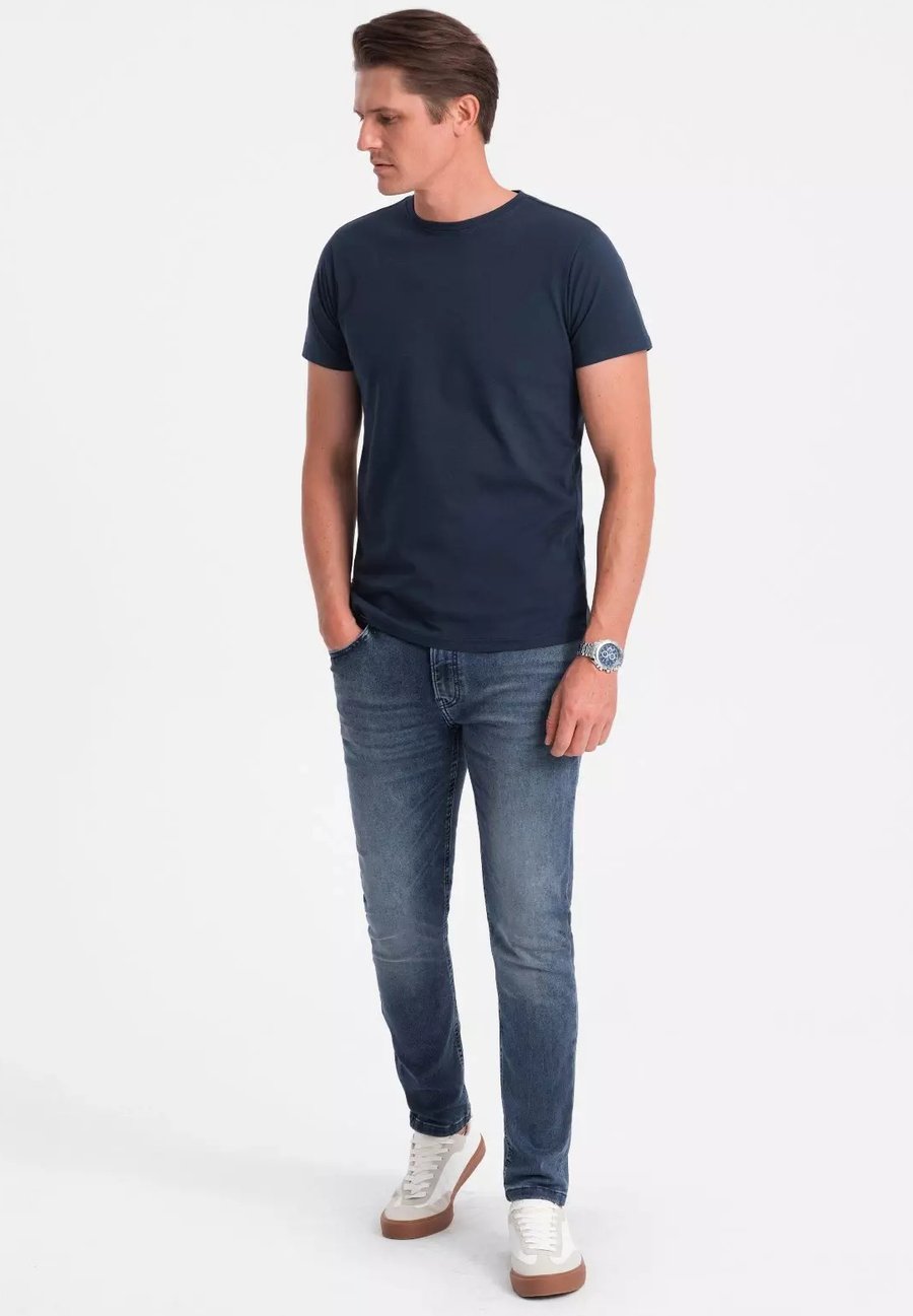 Футболка Ombre SET OF 3, Navy/Dark Blue
Футболка Ombre SET OF 3, Navy/Dark Blue