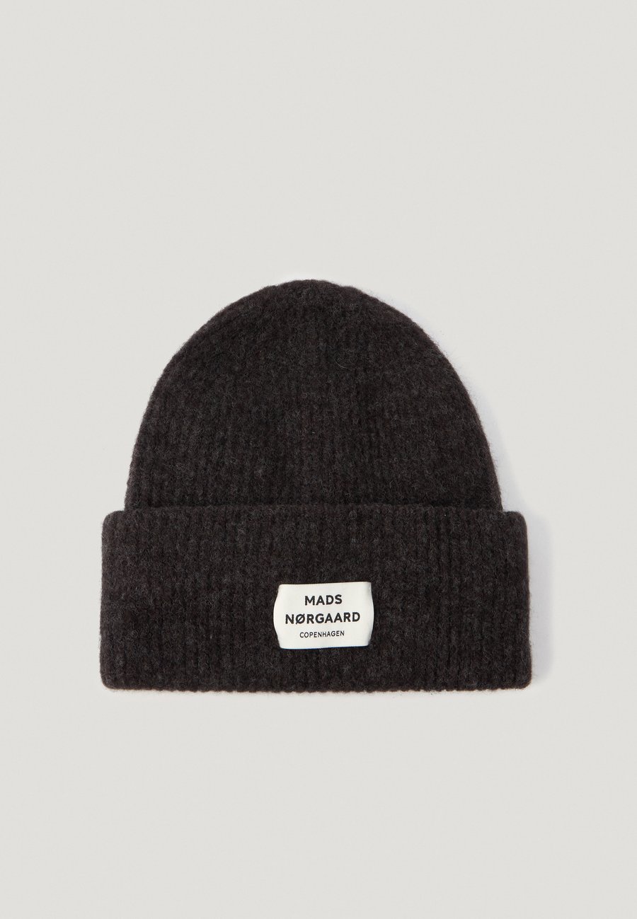 Шапка Mads Nørgaard TOSCA ANJU HAT, Demitasse/Dark Brown
Шапка Mads Nørgaard TOSCA ANJU HAT, Demitasse/Dark Brown