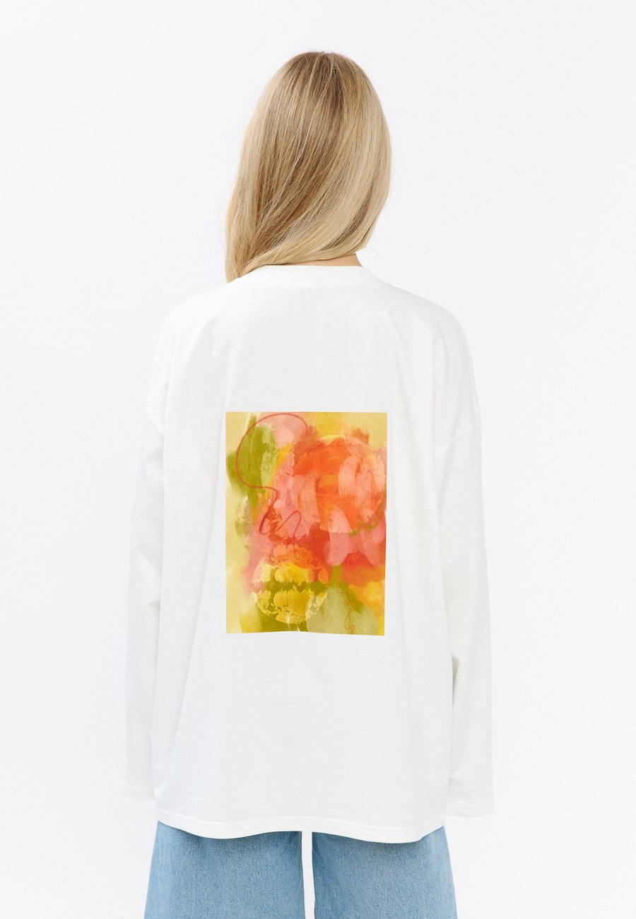 Топ MIRONS LONGSLEEVE, White/Off-White
Топ MIRONS LONGSLEEVE, White/Off-White