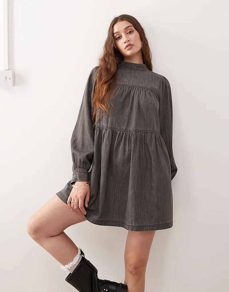 Платье Miss Selfridge с длинными рукавами и высоким воротом, черное
Платье Miss Selfridge с длинными рукавами и высоким воротом, черное