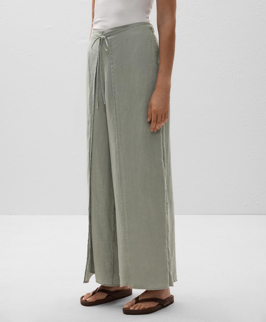 Многослойные брюки прямого кроя из 100% льна Oysho, цвет Turquoise
Многослойные брюки прямого кроя из 100% льна Oysho, цвет Turquoise