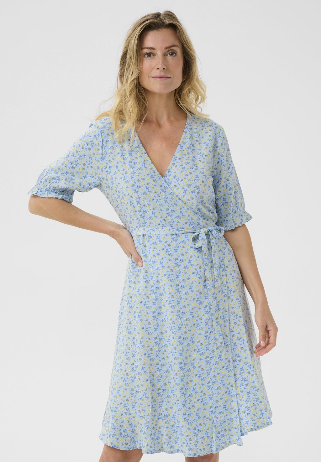 Повседневное платье CRTIAH Cream, синий
Повседневное платье CRTIAH Cream, синий