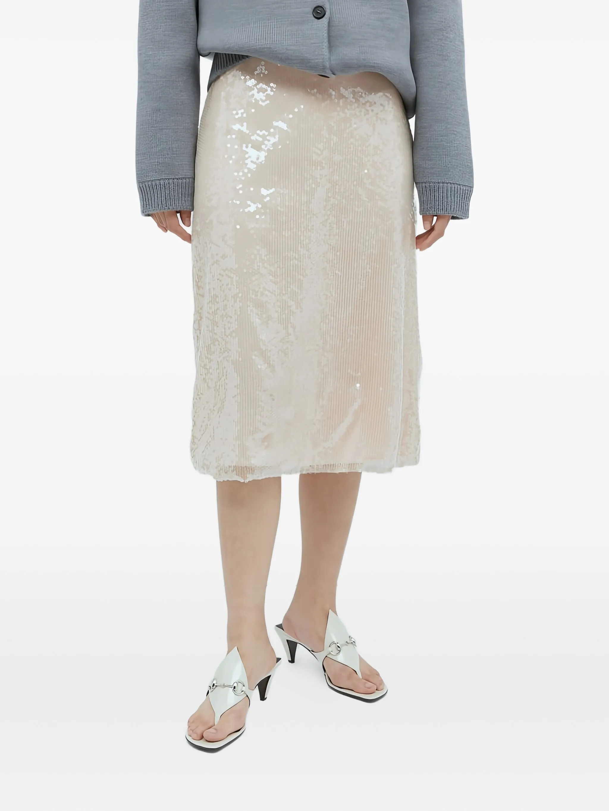 Юбка миди с пайетками Gucci, бежевый
Юбка миди с пайетками Gucci, бежевый