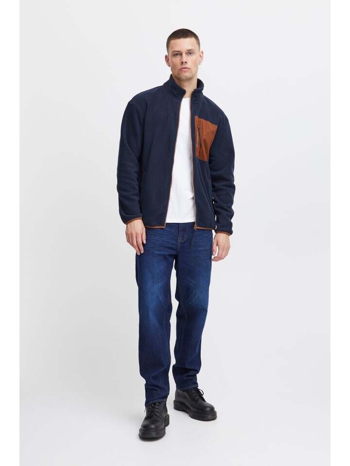 Переходная куртка BLEND Fleecejacke BHSweatshirt 20716573 Fleece Jacke mit abgesetzter Tasche, синий
Переходная куртка BLEND Fleecejacke BHSweatshirt 20716573 Fleece Jacke mit abgesetzter Tasche, синий