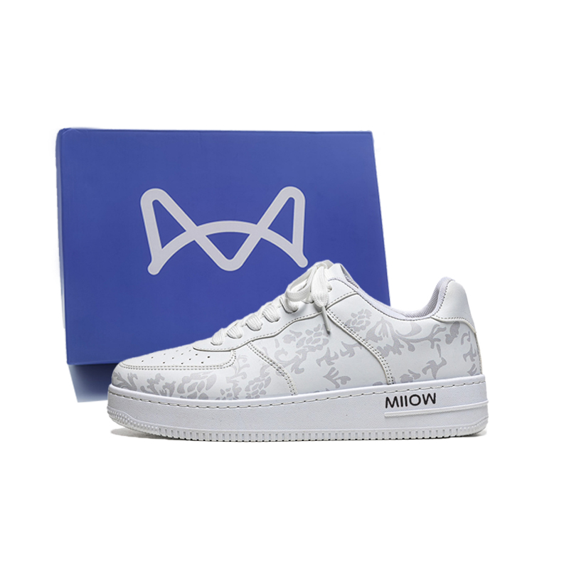 Низкие мужские кроссовки MIIOW, White
Низкие мужские кроссовки MIIOW, White