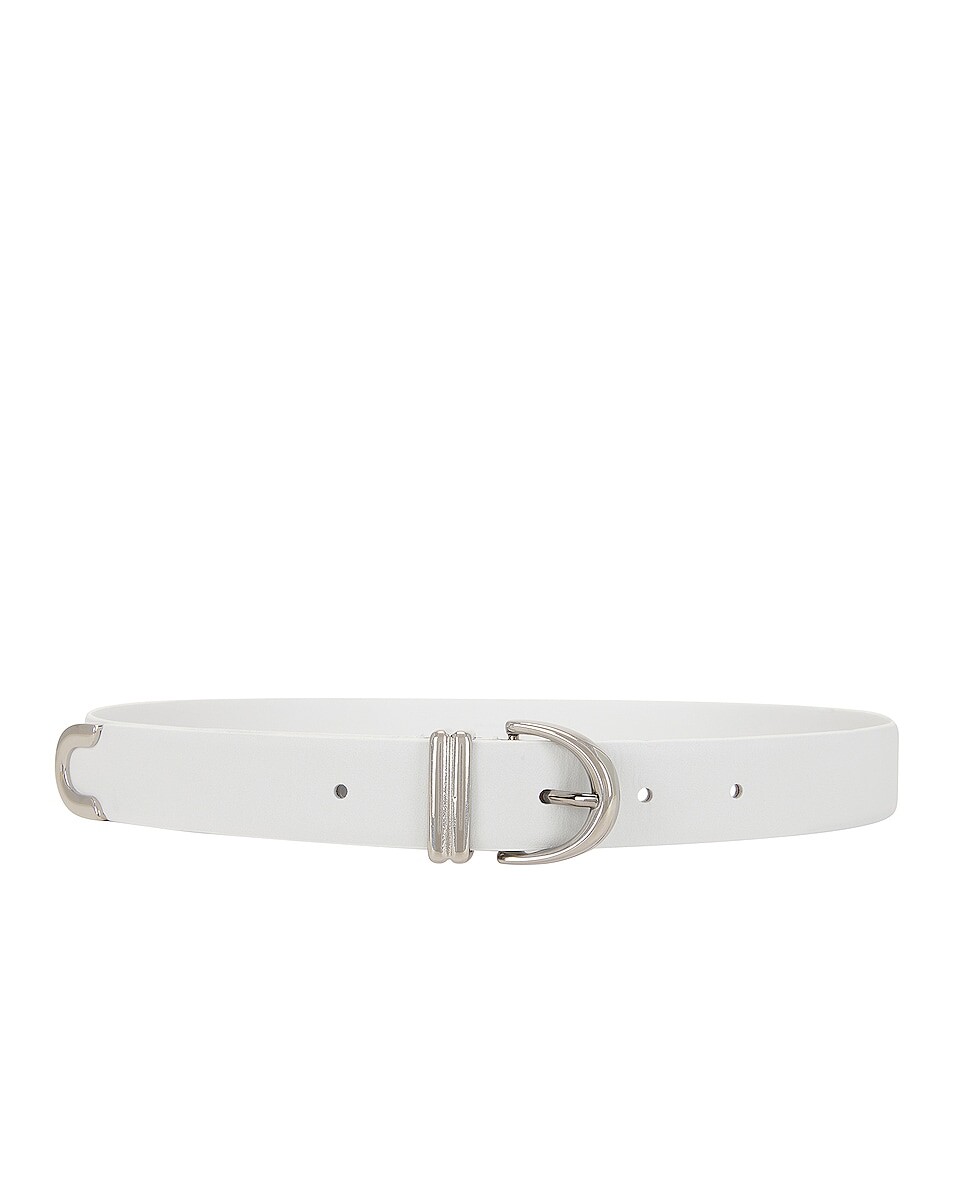 Ремень Khaite Bambi Skinny Silver Hardware, цвет Optic White
Ремень Khaite Bambi Skinny Silver Hardware, цвет Optic White