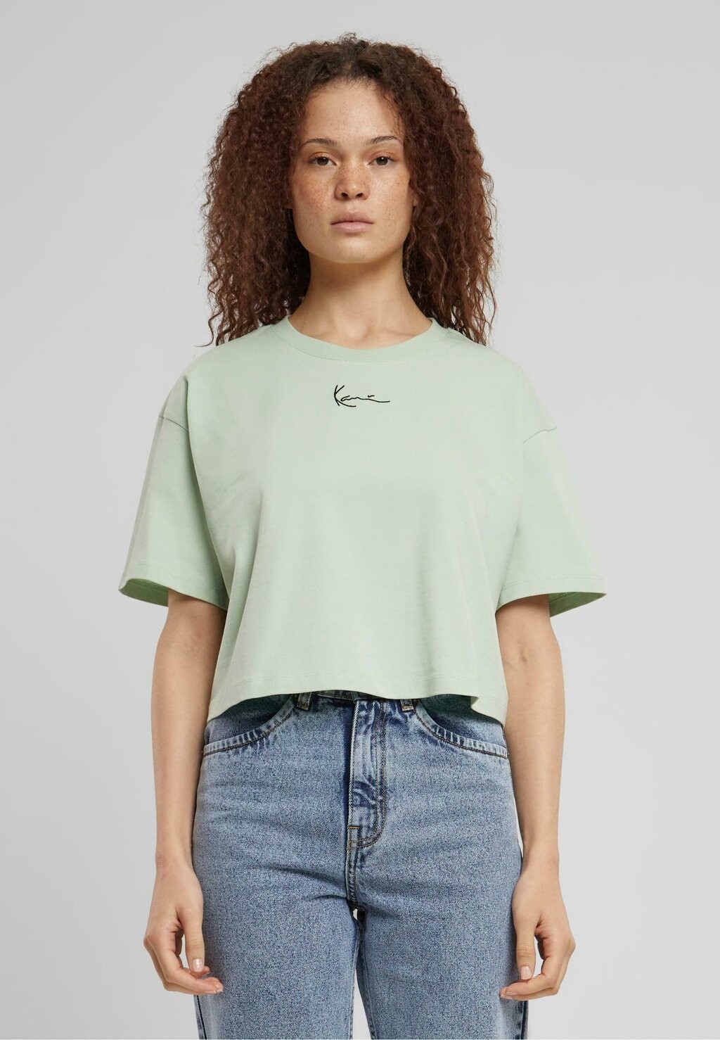 Футболка с принтом SMALL SIGNATURE ESSENTIAL CROP TEE Karl Kani, цвет light mint
Футболка с принтом SMALL SIGNATURE ESSENTIAL CROP TEE Karl Kani, цвет light mint